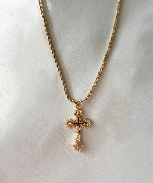Cross with rope discount chain